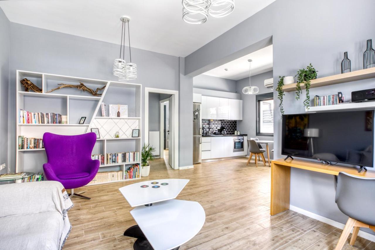 Spacious Flat With Courtyard And Private Parking! アテネ エクステリア 写真