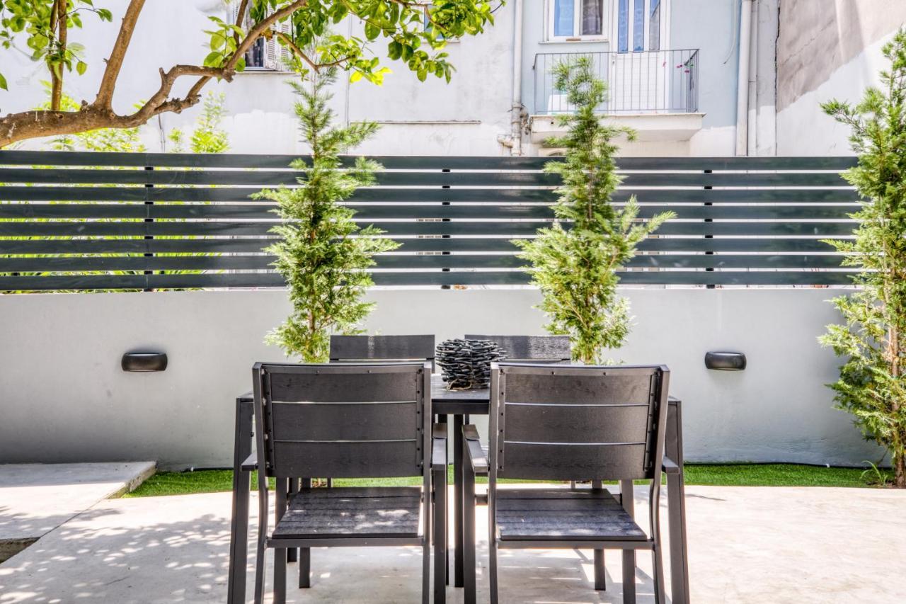 Spacious Flat With Courtyard And Private Parking! アテネ エクステリア 写真