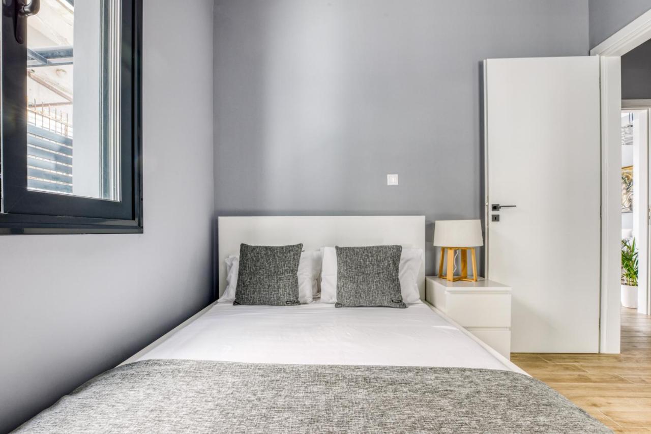 Spacious Flat With Courtyard And Private Parking! アテネ エクステリア 写真